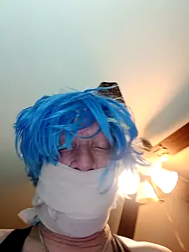 Hugebwc102 online show from 02-04-25, 12:22