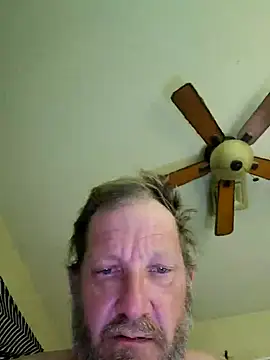 Hugebwc102 online show from 10-08-25, 04:25