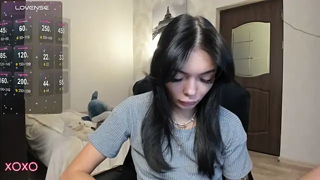 Snapshot of Mariella_Adamss chatting on 02-05-25, 02:26 Mariella Adamss online show from 02-05-25, 02:26