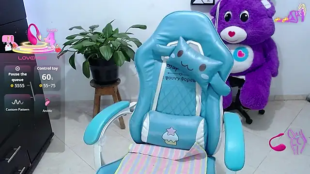 emily rosse04 online show from 04-10-26, 11:06