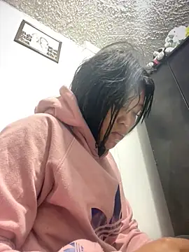 emily rosse04 online show from 11-13-25, 11:25