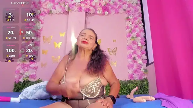 grandmother milf online show from 11-13-25, 09:19