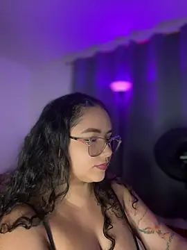 CurlyGirl 1 online show from 04-09-26, 11:00