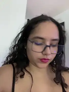 CurlyGirl 1 online show from 03-14-25, 04:30