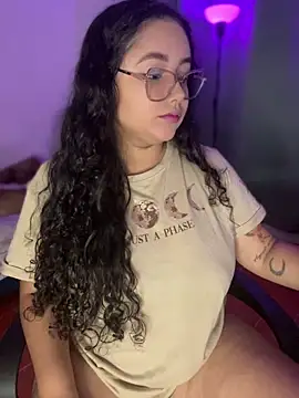 CurlyGirl 1 online show from 03-30-26, 11:39