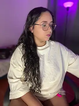 CurlyGirl 1 online show from 03-27-26, 11:05