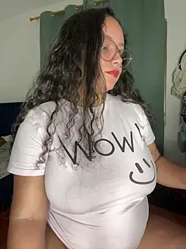 CurlyGirl 1 online show from 11-13-25, 07:18