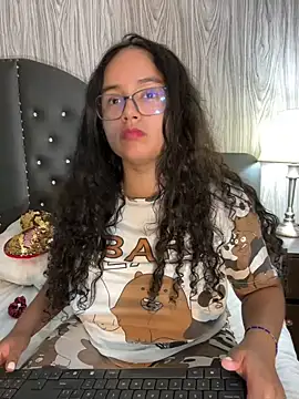 CurlyGirl 1 online show from 03-15-25, 02:14