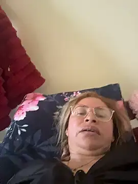 Snapshot of SheraHadee chatting on 07-03-26, 04:02 SheraHadee online show from 07-03-26, 04:02