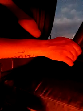 manuelymanuela online show from 11-20-25, 05:24