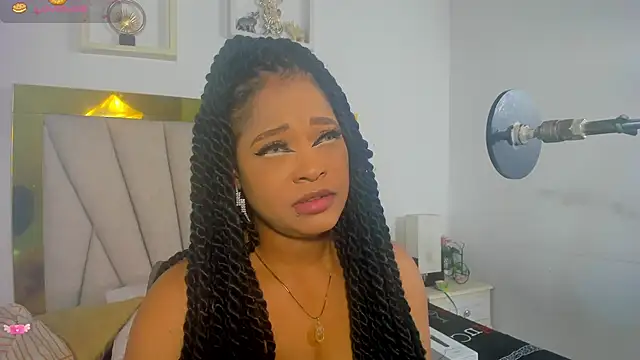 Snapshot of angel_dthroatt chatting on 01-05-25, 12:10 angel dthroatt online show from 01-05-25, 12:10