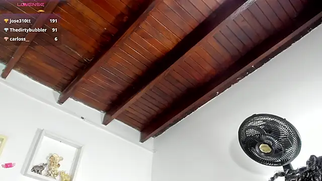 Snapshot of angel_dthroatt chatting on 12-28-24, 03:15 angel dthroatt online show from 12-28-24, 03:15