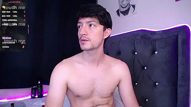 Snapshot of henry_diiaz chatting on 10-16-25, 08:33 henry diiaz online show from 10-16-25, 08:33