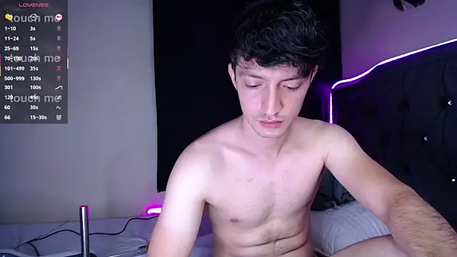 Snapshot of henry_diiaz chatting on 10-10-25, 08:59 henry diiaz online show from 10-10-25, 08:59