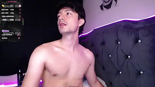 Snapshot of henry_diiaz chatting on 10-15-25, 09:50 henry diiaz online show from 10-15-25, 09:50