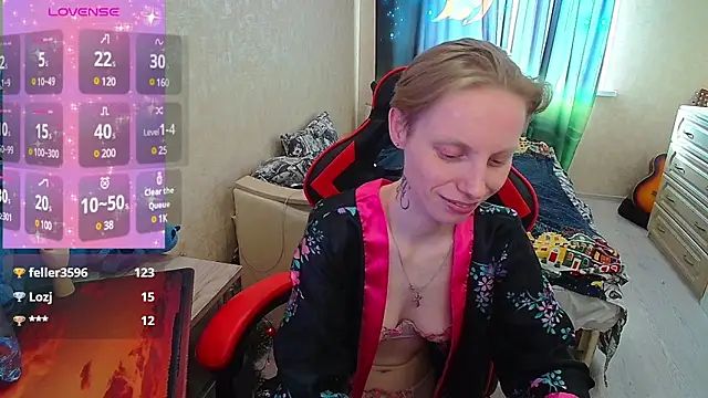 Alexis Gordon online show from 02-26-25, 02:27