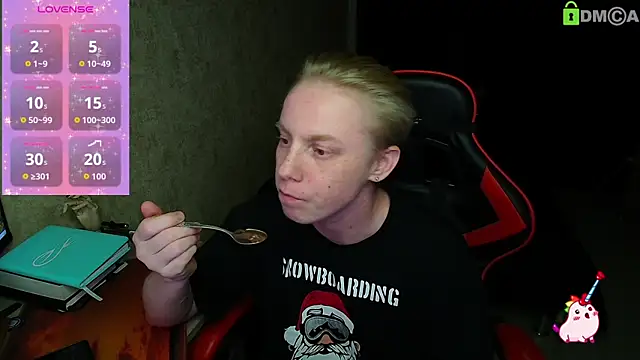 Alexis Gordon online show from 09-15-25, 05:57