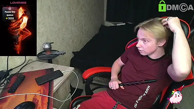 Alexis Gordon online show from 10-13-25, 08:21