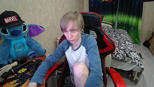 Alexis Gordon online show from 03-19-25, 02:59