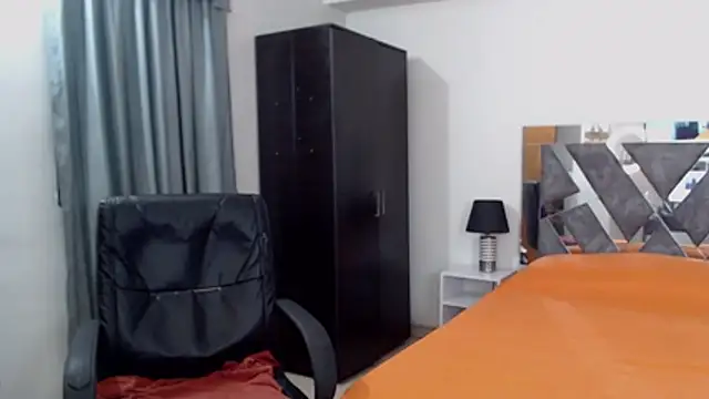 Frank heaven01 online show from 02-18-26, 04:47