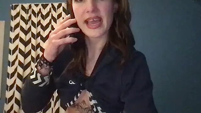 kittycatkendra online show from 11-17-25, 10:25