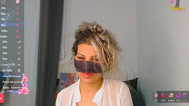 Turkish Latina online show from 01-25-25, 11:22