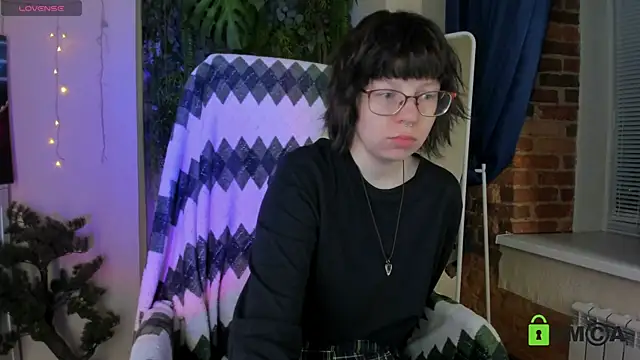 Snapshot of Melissa_Wells chatting on 06-10-26, 08:54 Melissa Wells online show from 06-10-26, 08:54