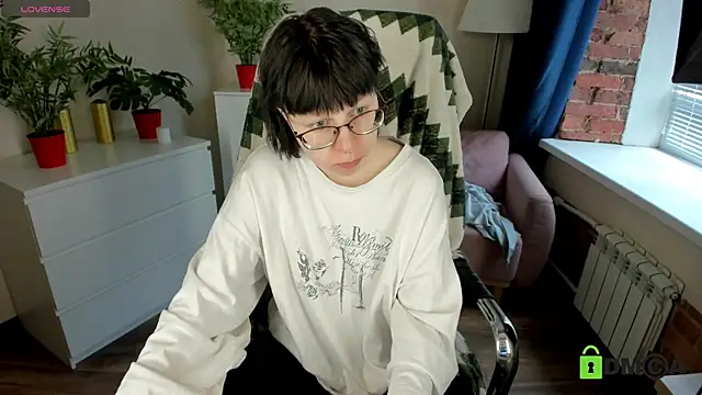 Snapshot of Melissa_Wells chatting on 06-01-26, 03:44 Melissa Wells online show from 06-01-26, 03:44