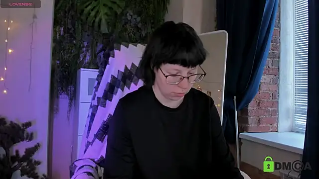 Snapshot of Melissa_Wells chatting on 05-25-26, 06:01 Melissa Wells online show from 05-25-26, 06:01