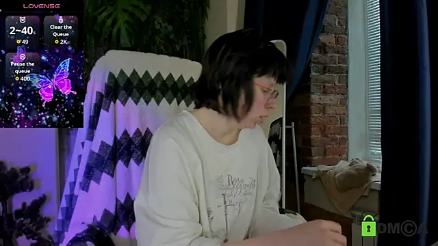 Snapshot of Melissa_Wells chatting on 05-30-26, 03:06 Melissa Wells online show from 05-30-26, 03:06