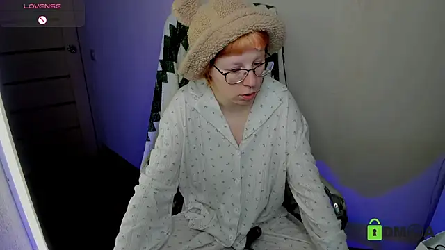 Melissa Wells online show from 12-04-25, 09:03