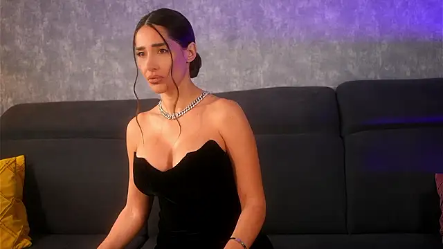 Miriam fox online show from 03-11-26, 07:24