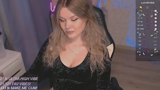 VeronaAura online show from 10-12-25, 10:33