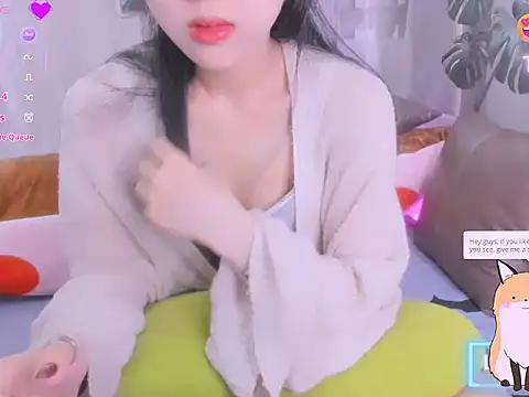 Ly   online show from 06-11-26, 02:44
