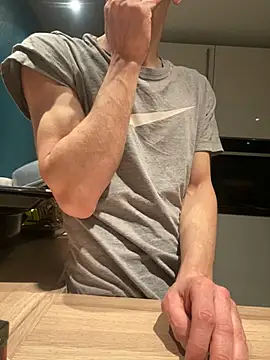 Maxthekid online show from 03-23-25, 12:04