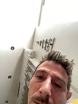 Maxthekid online show from 12-25-24, 08:40