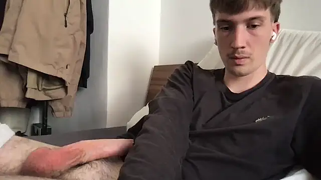 hungandfun05 online show from 10-08-25, 01:56