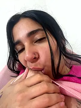 Meganmilk1 online show from 01-15-26, 11:35