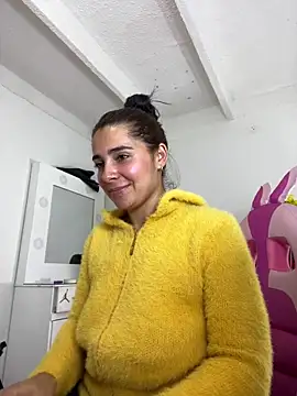 Meganmilk1 online show from 10-10-25, 03:46