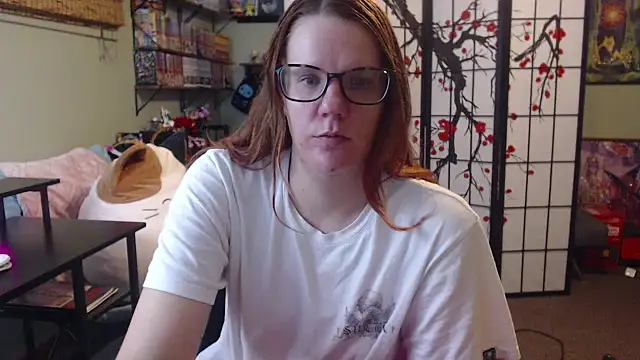 Snapshot of Sarahtineke chatting on 05-30-26, 03:50 Sarahtineke online show from 05-30-26, 03:50