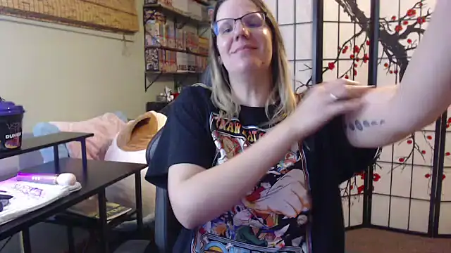 Sarahtineke online show from 02-12-26, 10:31