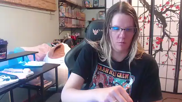 Sarahtineke online show from 03-02-26, 12:22