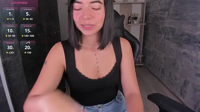 NicolRoss  online show from 10-12-25, 01:01