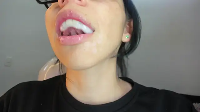 Katty mouth online show from 12-04-25, 08:41