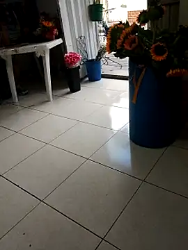 VivienAndClark online show from 10-18-25, 07:27