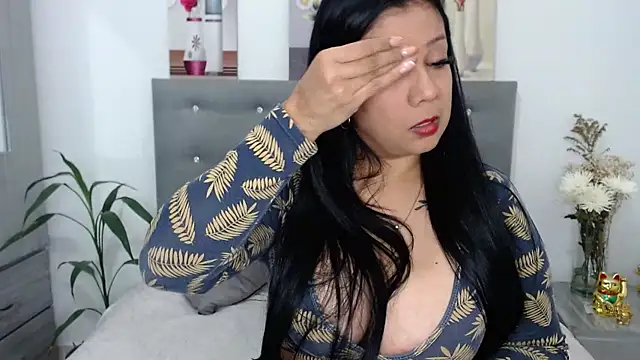 Snapshot of titsbiglovers chatting on 02-23-25, 04:24 titsbiglovers online show from 02-23-25, 04:24