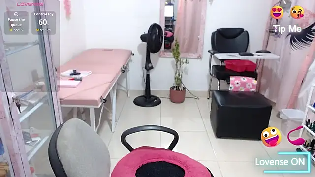 titsbiglovers online show from 07-21-26, 08:54