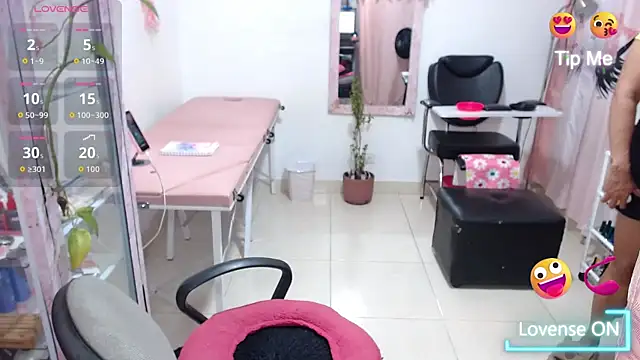 titsbiglovers online show from 07-01-26, 07:14