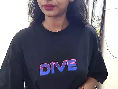 tanvi-00 online show from 10-04-25, 06:09