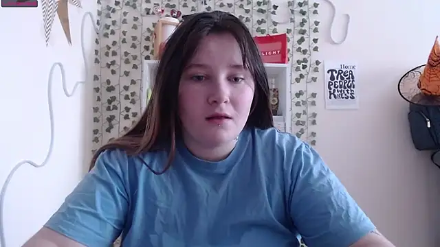 Light Luna online show from 01-17-25, 05:32